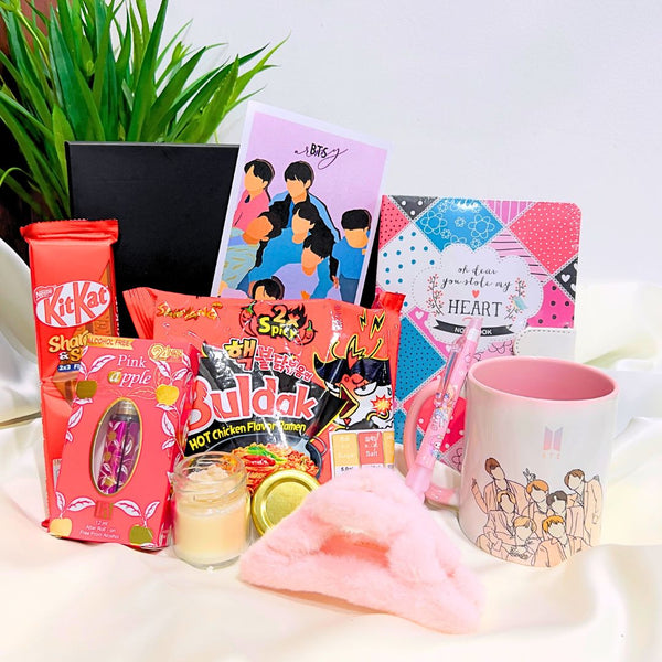 Fangirl Fantasy - Women's Gift Pack